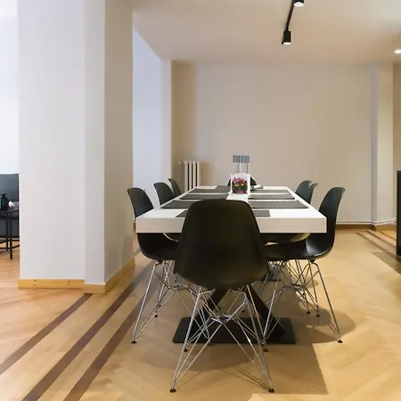 Toni's 4bd Near Classy Kolonaki, Locals Enjoy It * Athens