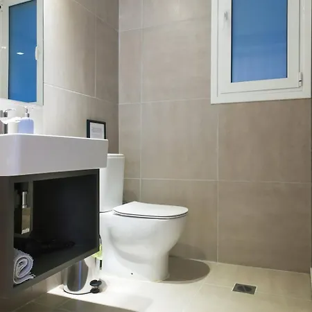 Toni's 4bd Near Classy Kolonaki, Locals Enjoy It Apartment *